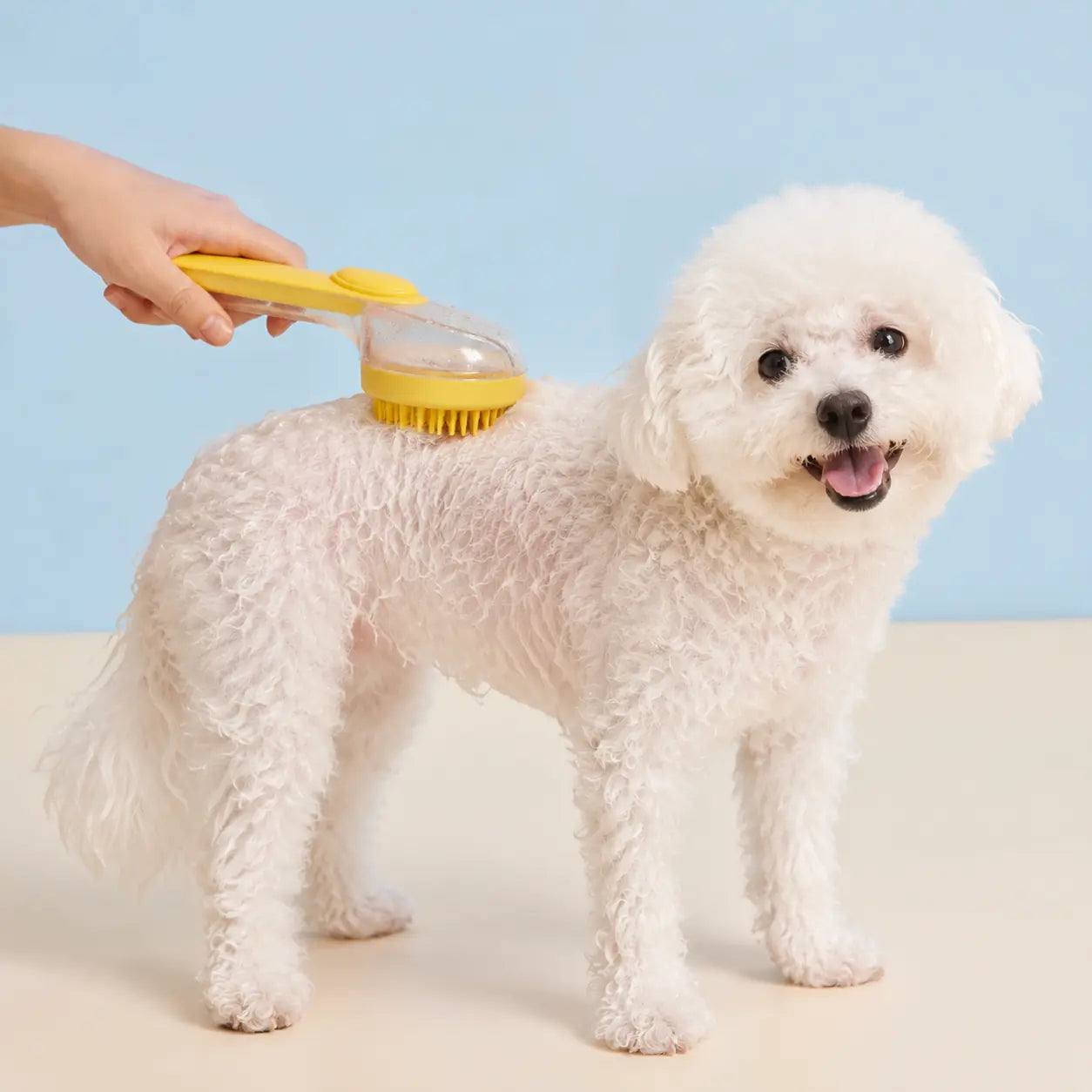 Furavora Bath Shampoo Brush — Bath brush yellow
