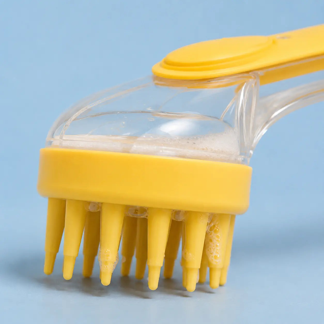 Furavora Bath Shampoo Brush — Shampoo brush yellow