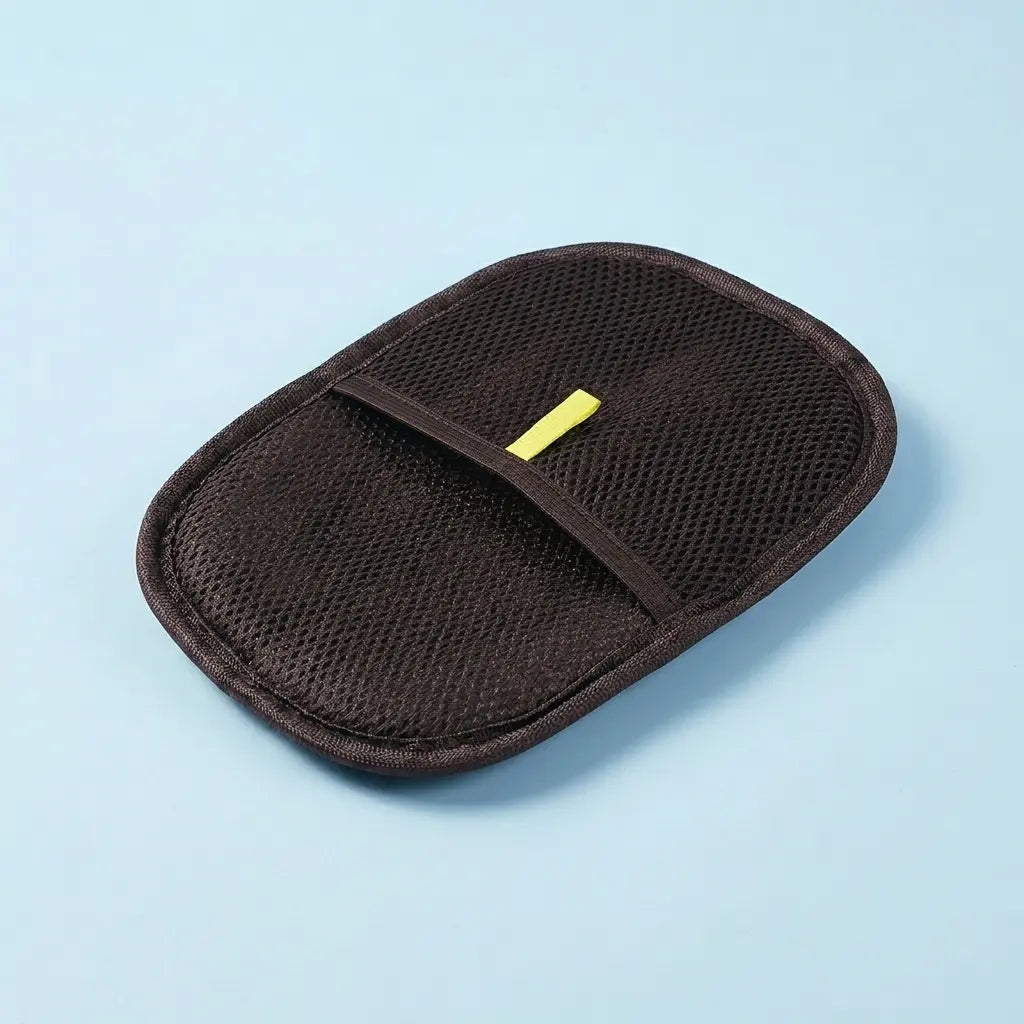 Furavora Deshedding Grooming Mitt — Dark brown