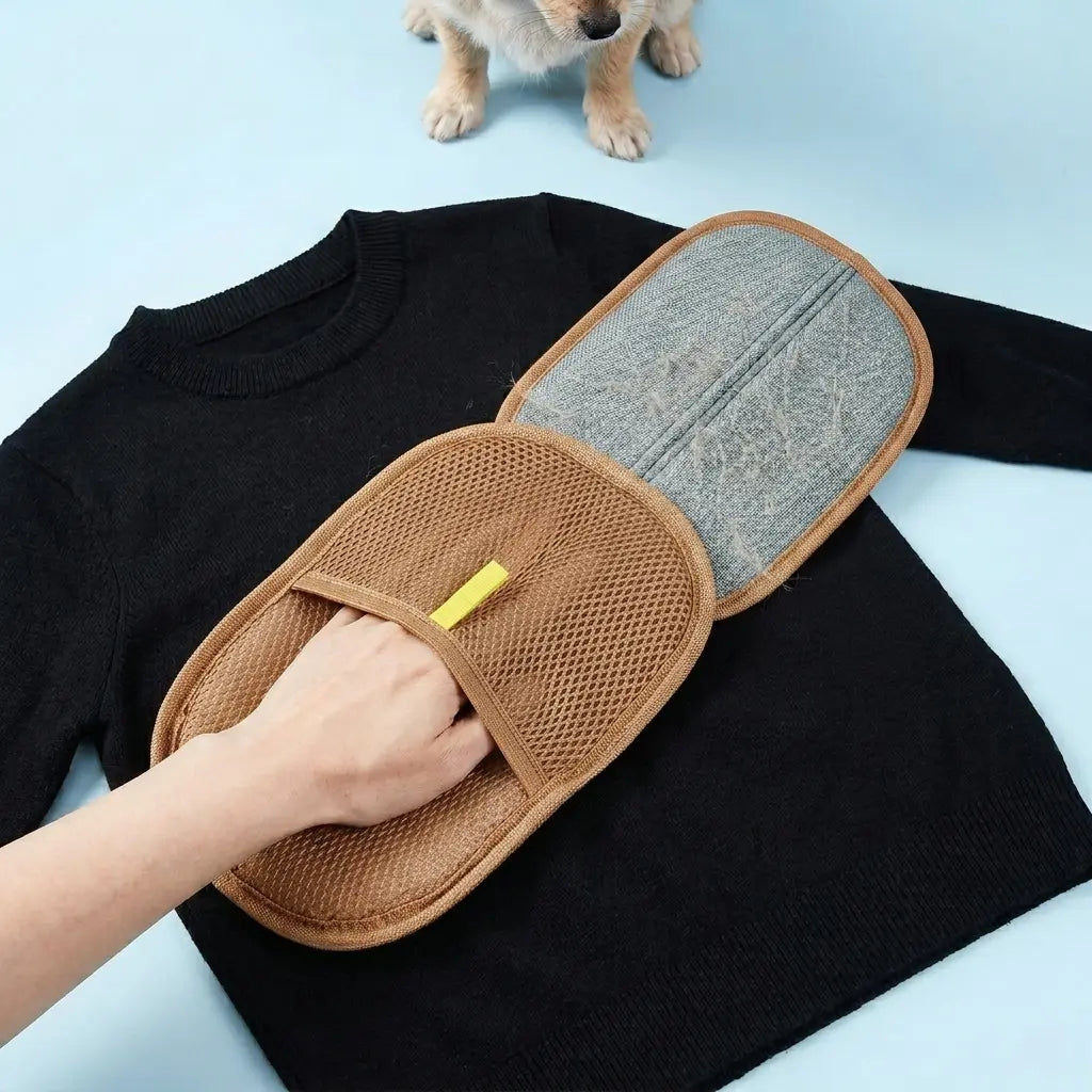 Furavora Deshedding Grooming Mitt — Light brown